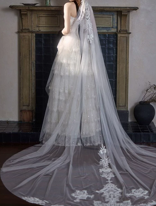 Robe de bal de princesse bustier à volants en satin long, robe de soirée C8117
