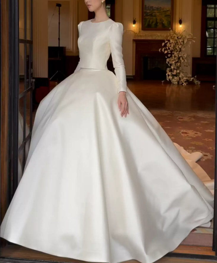 Vintage Jewel Neck Wedding Dresses Long Sleeve Satin A-Line Bridal Dress D0821