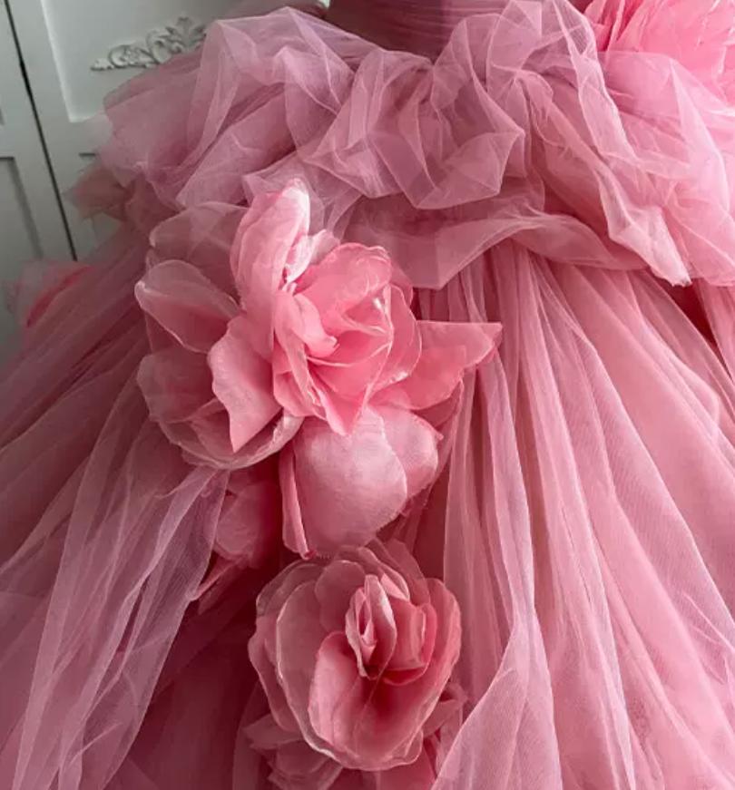 Cute Strapless Ball Gown Pink Flowers Quinceanera Dresses Tulle Sweet 16 Dresses D0824