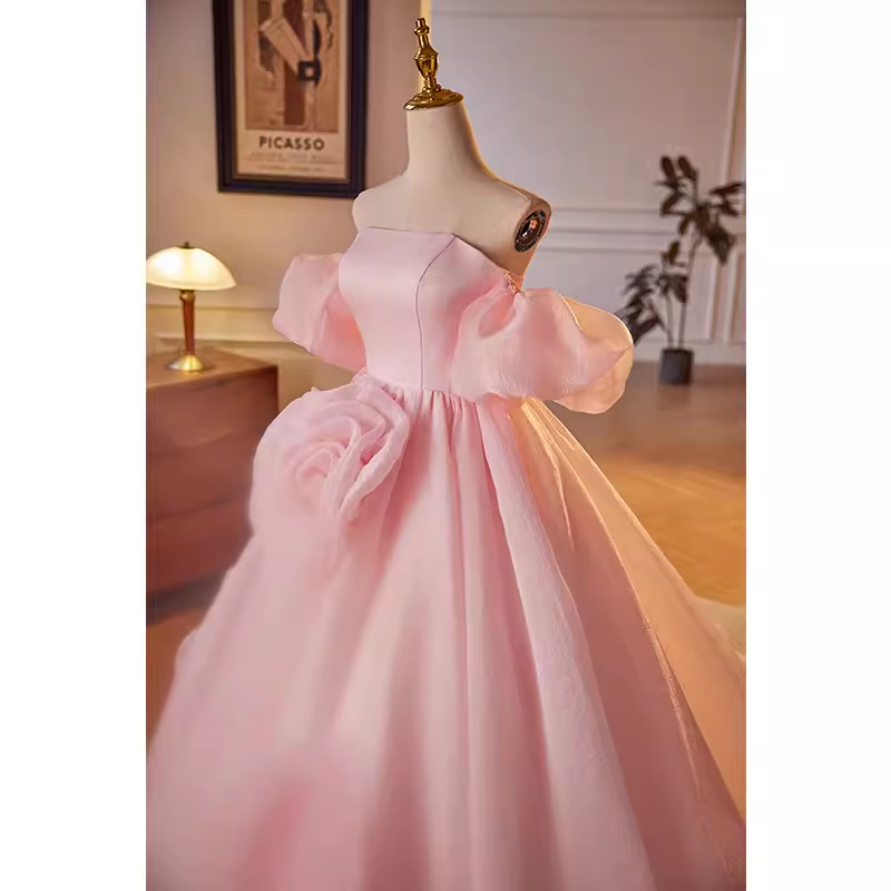 Superbe robe de bal à épaules dénudées en organza rose Sweet 16 robes B043