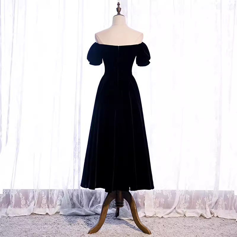 Robe de demoiselle d'honneur noire en velours, ligne A simple, épaules dénudées, B034