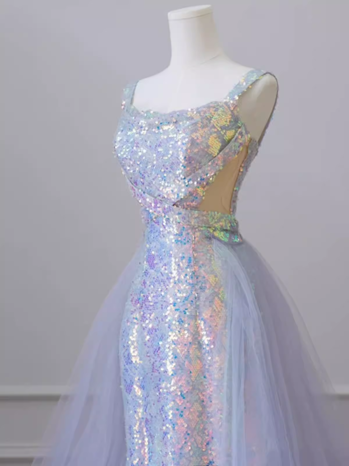 Sparkly Mermaid Straps Sequin Long Prom Dress B165