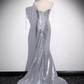 Robe de bal longue à bretelles sirène et paillettes argentées B174