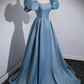 Robe de bal longue en satin bleu trapèze simple B215