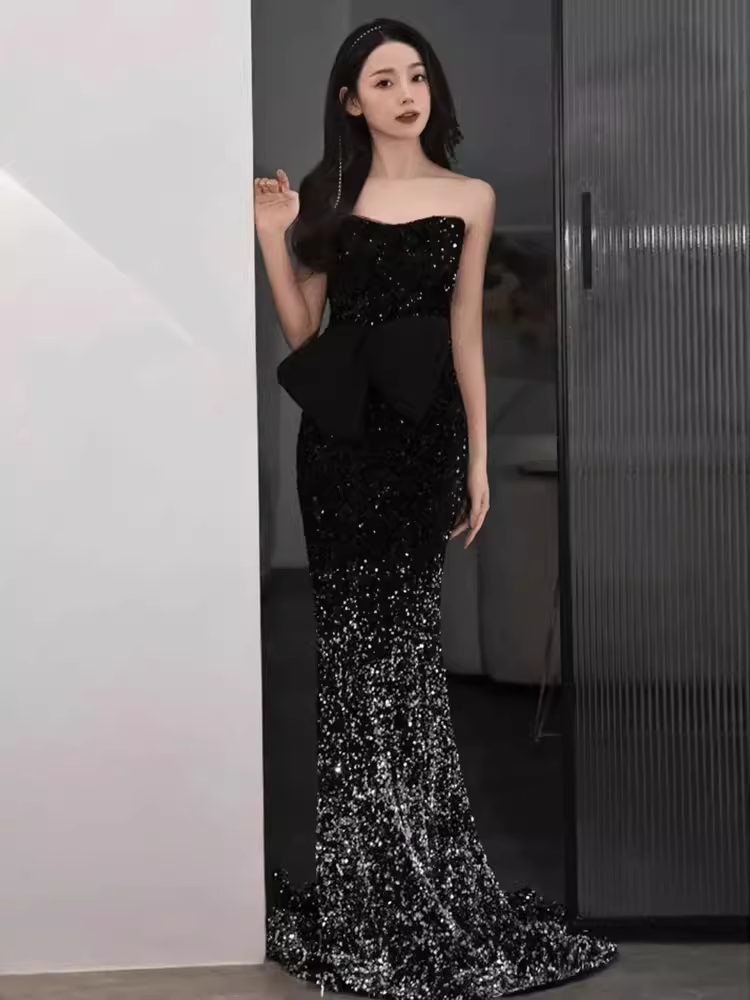 Elegant Mermaid Strapless Black Sequin Long Prom Dress B422