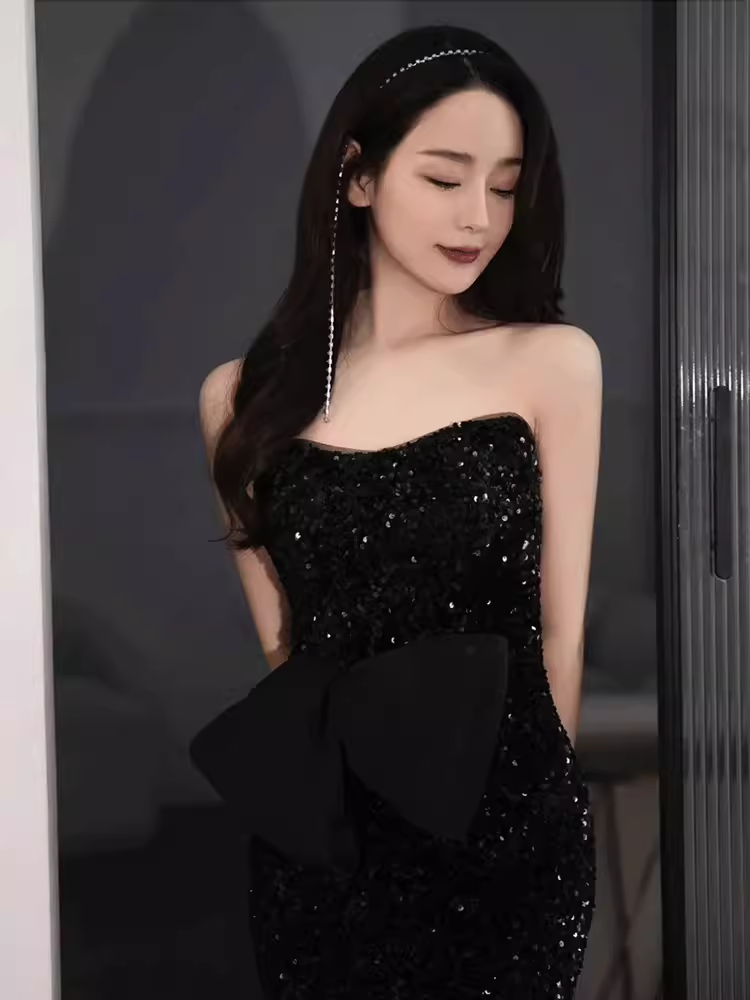 Elegant Mermaid Strapless Black Sequin Long Prom Dress B422