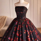 Robe longue sans bretelles en tulle à fleurs noir et rouge formelle Sweet 16 B647