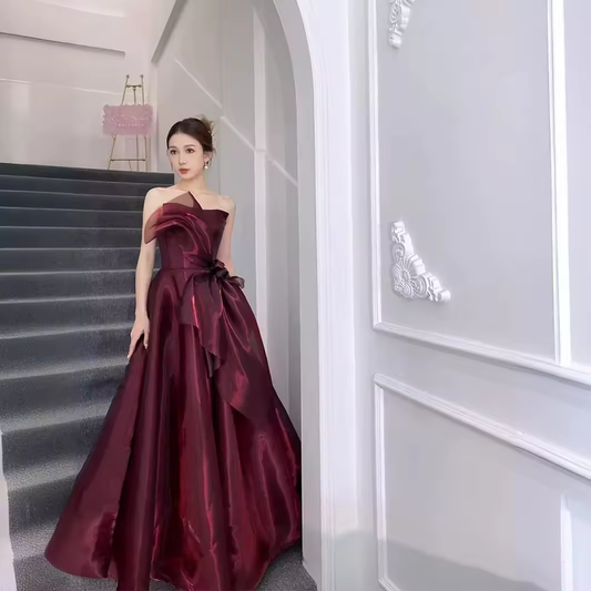 Elegant Ball Gown Strapless Burgundy Organza Long Prom Dress B503