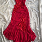 Robe de soirée sexy fourreau asymétrique à bretelles spaghetti en mousseline de soie sans manches bordeaux C2511