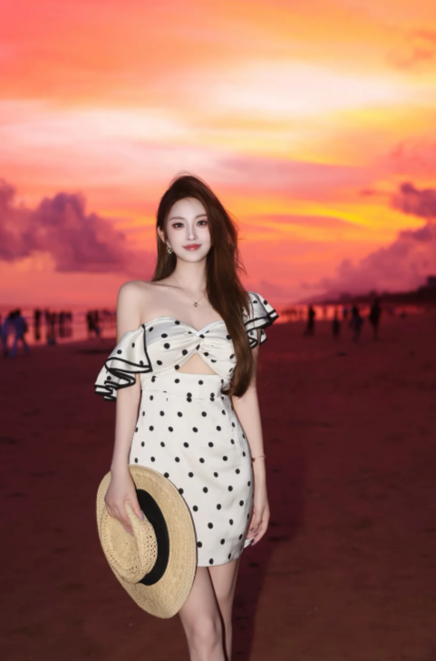 Robe courte d'été pour femme, style français, collection 2026, référence C8007