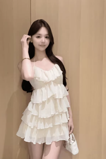 Robe courte d'été pour femme, style français, collection 2026, référence C7238