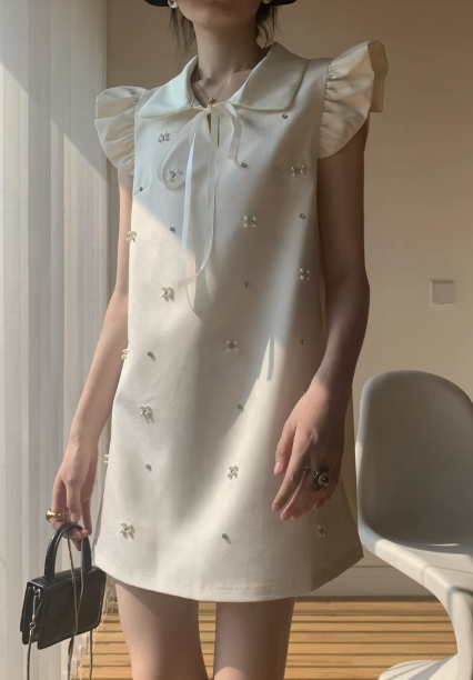 Robe courte d'été pour femme, style français, collection 2026, référence C7466