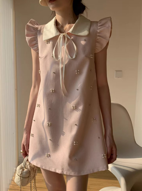 Robe courte d'été pour femme, style français, collection 2026, référence C7468