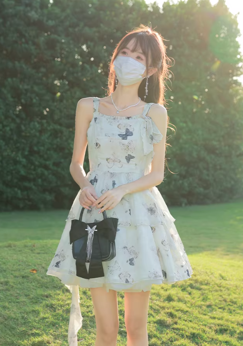 Robe courte d'été pour femme, style français, collection 2026, référence C7806