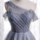 Robe de bal longue en tulle gris à une épaule robe de soirée en tulle gris BD64